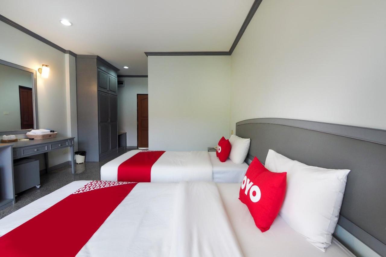 Oyo 859 Golden Land Hotel Chiang Rai Exterior photo