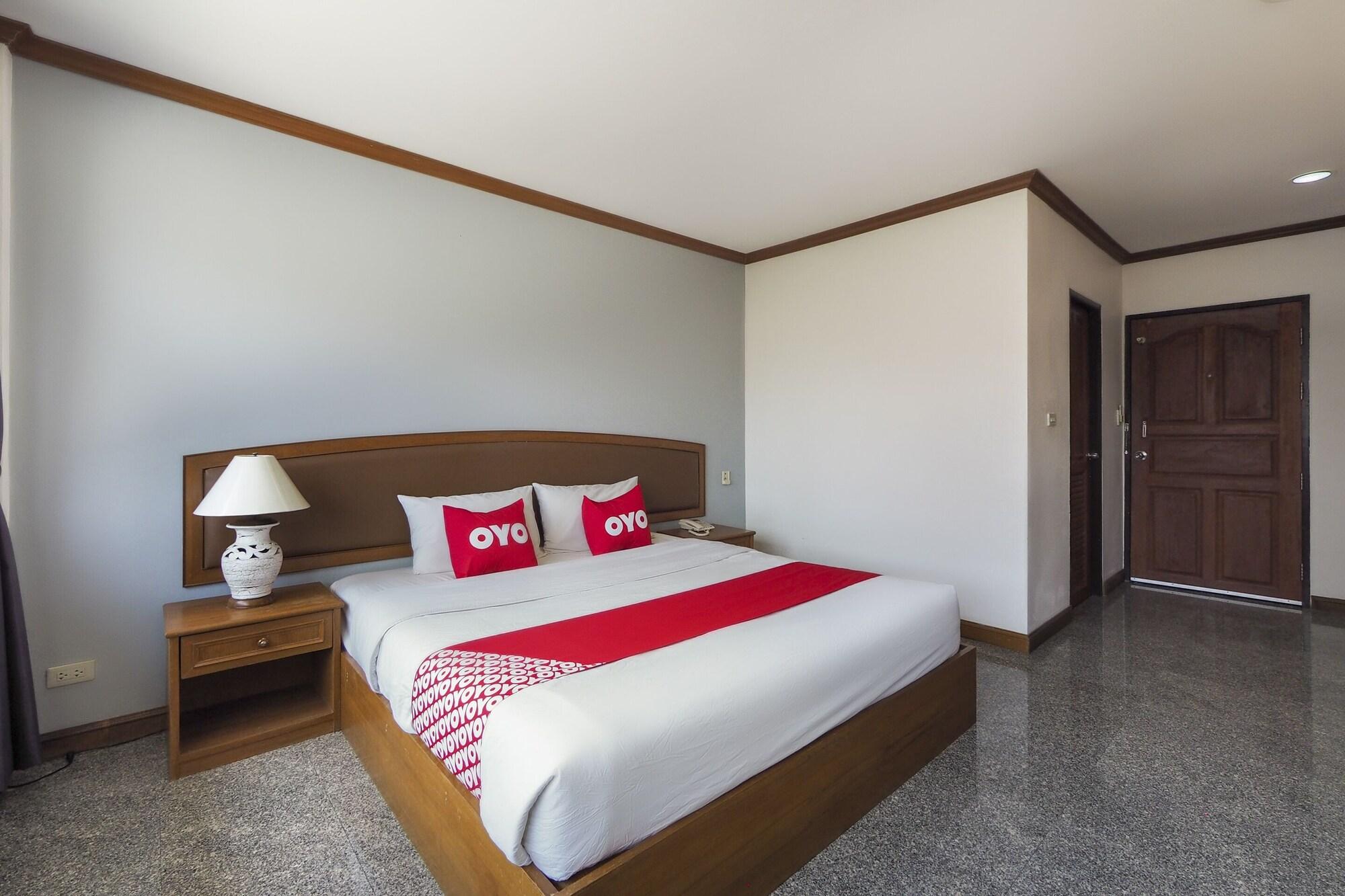 Oyo 859 Golden Land Hotel Chiang Rai Exterior photo
