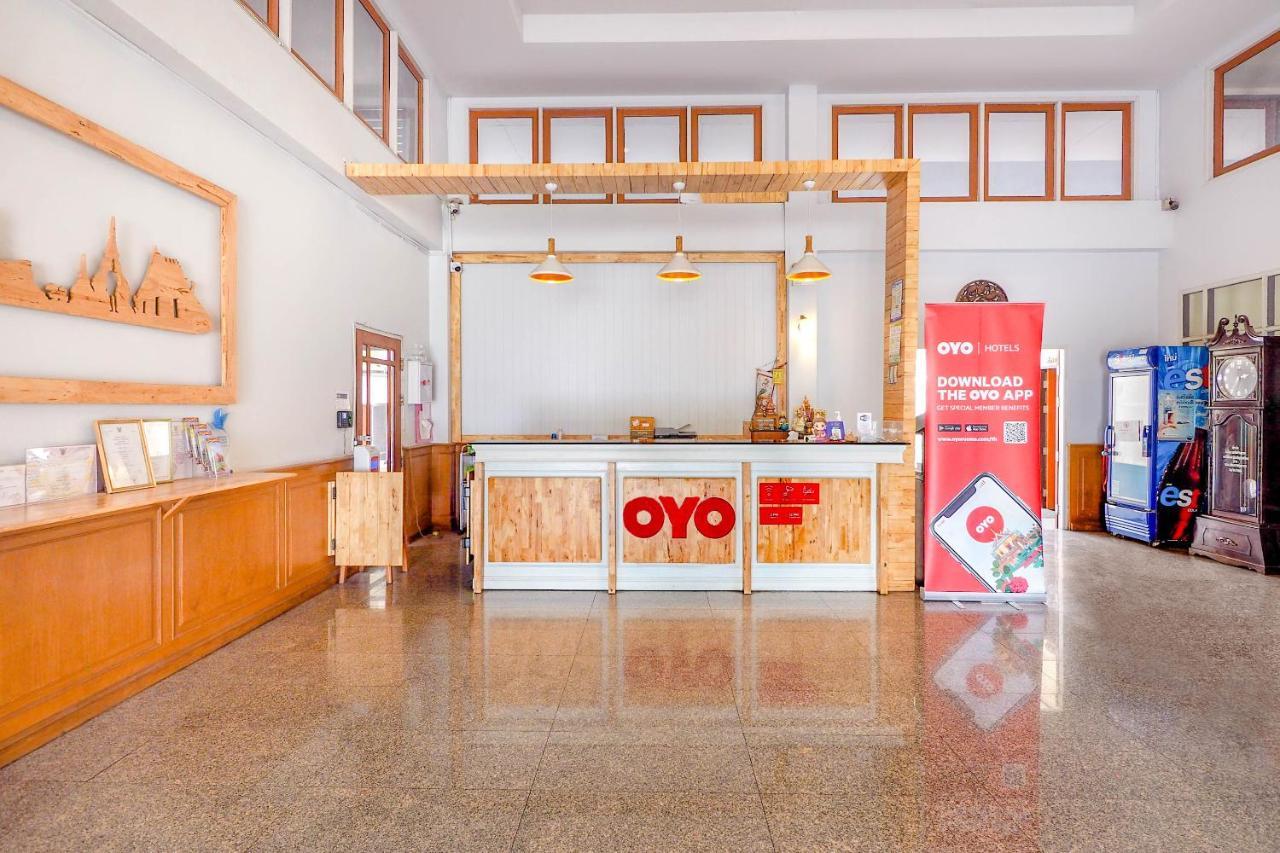 Oyo 859 Golden Land Hotel Chiang Rai Exterior photo